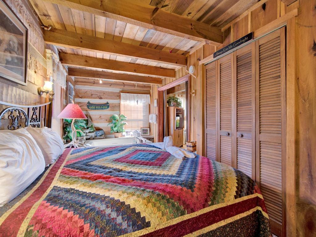 Villa Fox Den à Gatlinburg Extérieur photo